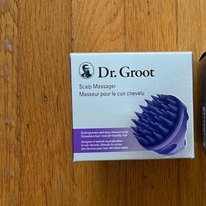 Dr. Groot Scalp Cleansing Brush